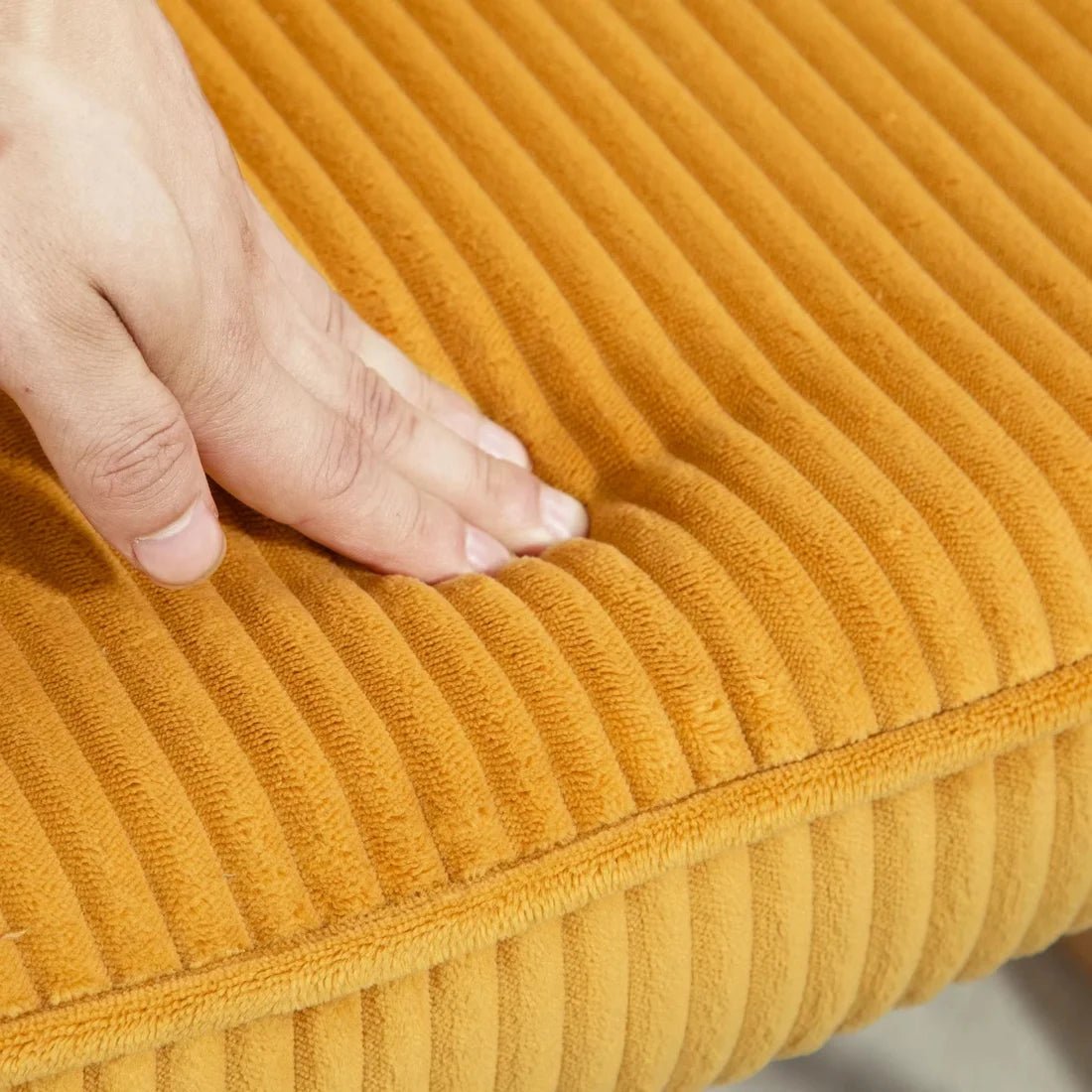 SOLIS – Rocking Chair Tissu Côtelé & Bois - Oscille